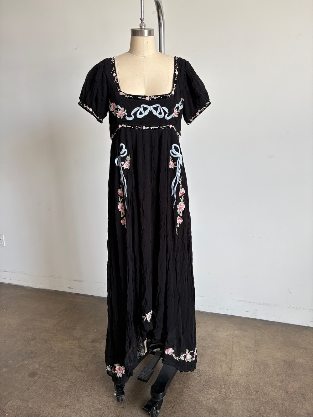 $489 NWT For Love and Lemons “Rosemarie” Maxi Dress in Black Sz Large - Picture 4 of 15